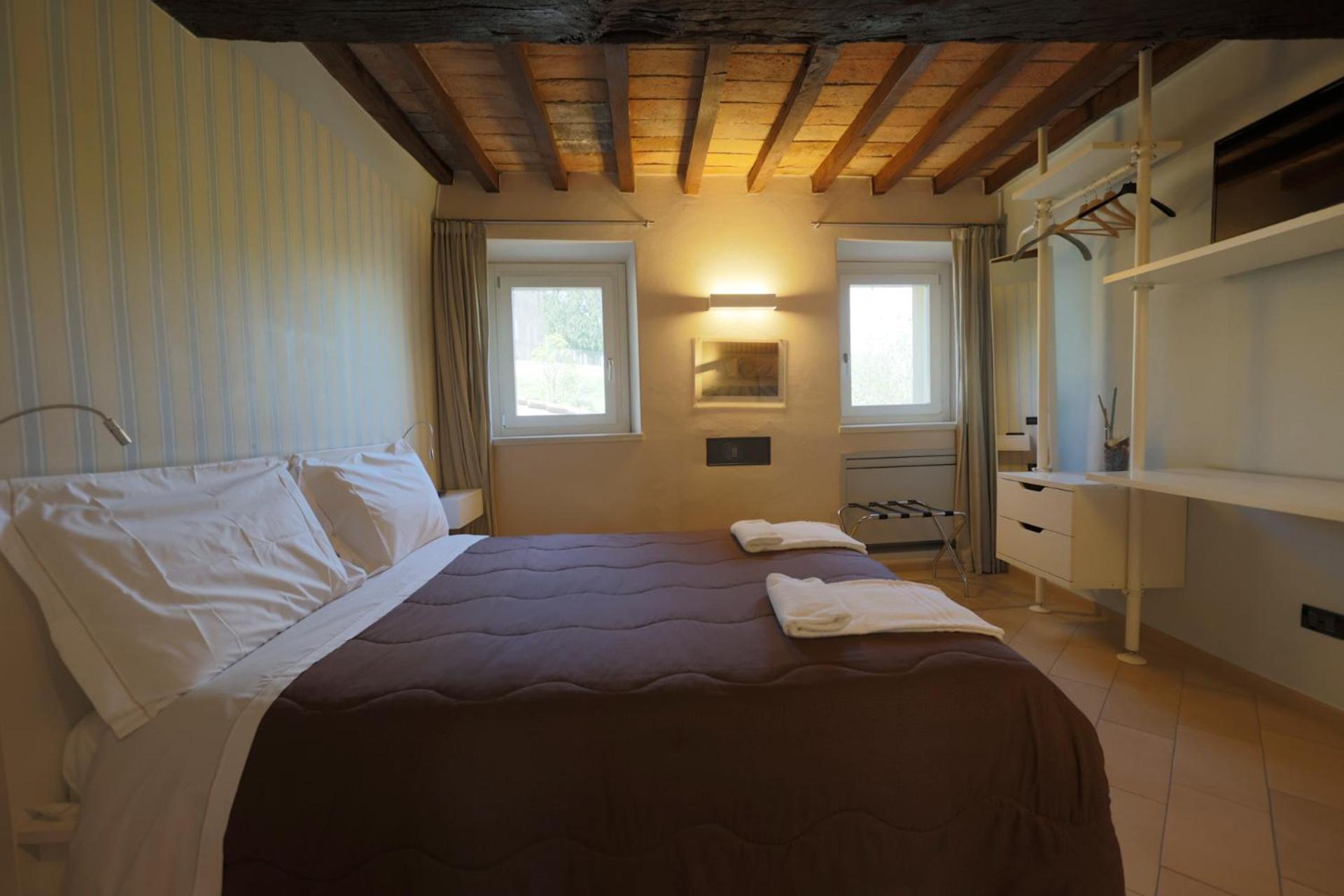Emilio'S Rooms カステルヴェトロ・ディ・モーデナ エクステリア 写真