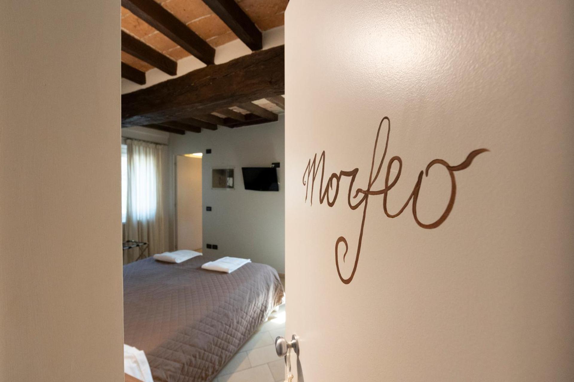 Emilio'S Rooms カステルヴェトロ・ディ・モーデナ エクステリア 写真